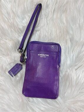 Coach Vertical Card Phone Wristlet Case in Vibrant Purple